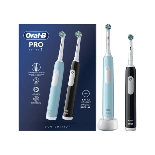 Oral B Pro1 Black-Blue Duo
